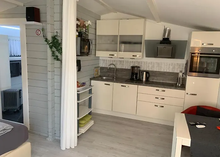 Holzhaus לברקוסן